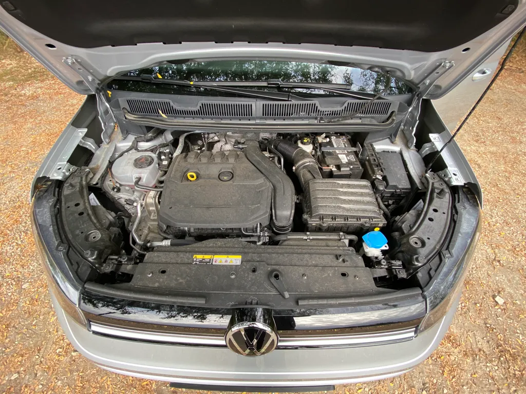 Volkswagen Caddy Maxi teszt (2021) 