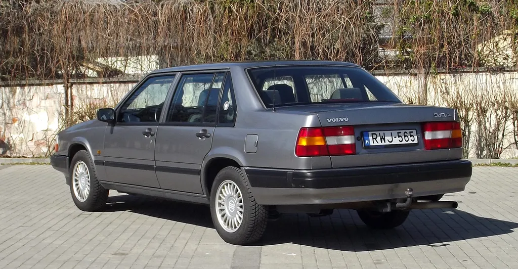 Volvo 940 GL (1991) veteránteszt 
