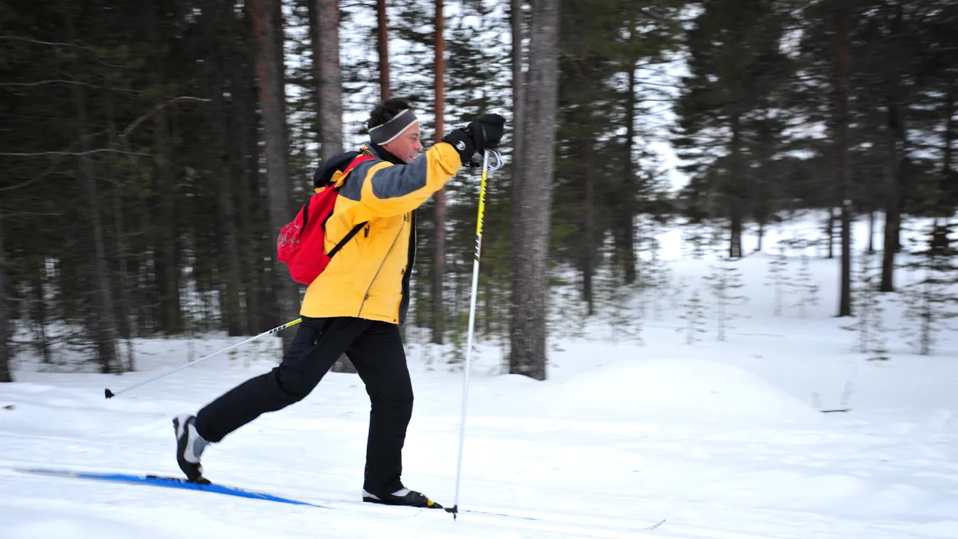 OUTSIDE SKI WINTER SNOW NATIONAL PARK ANTOINE LORGNIER SKIER TO SKI ONLYWORLD NORTHERN EUROPE FINLAND EUROPE SCANDINAVIA LAPLAND EU NATURE SQUARE FORMAT 