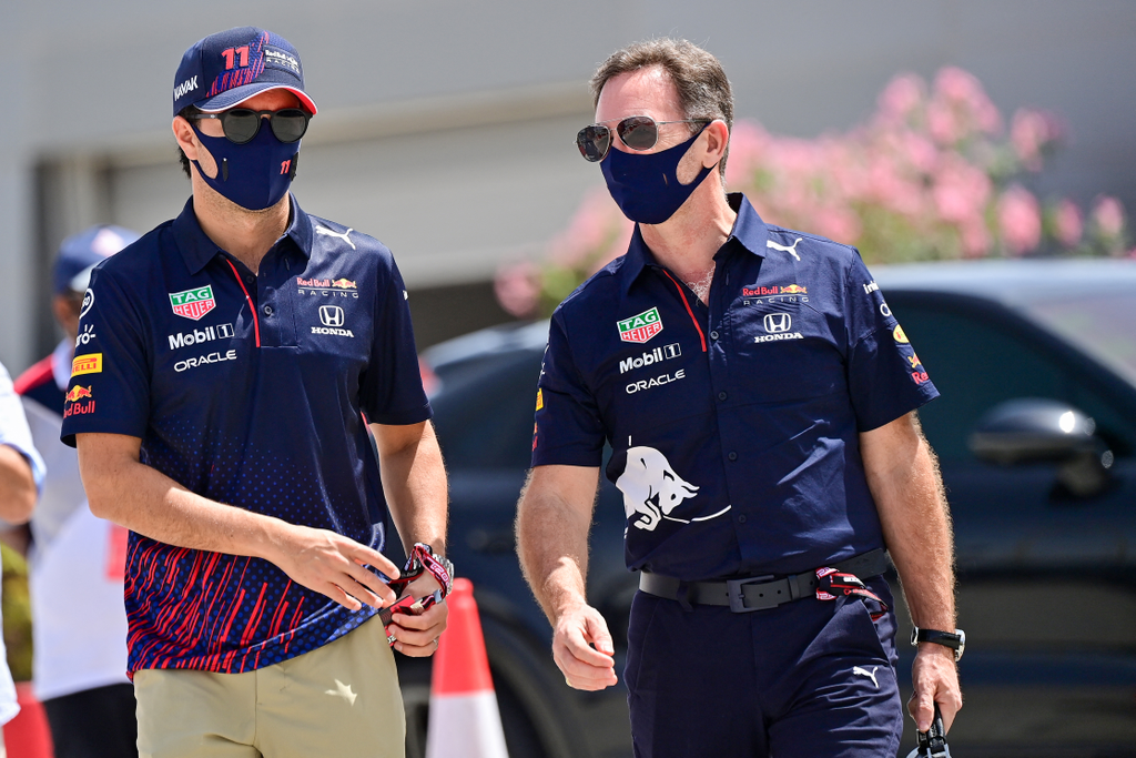 Forma-1, Sergio Pérez, Christian Horner, Red Bull, Bahreini Nagydíj 2021, szombat 