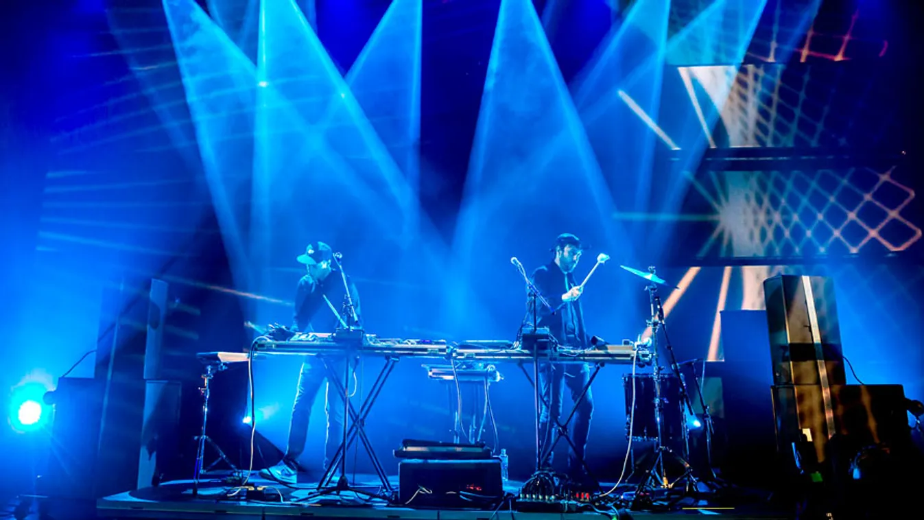 electronic beats, john talabot, Pional (Miguel Barros) és John Talabot fellépése az Electronic Beats fesztiválon a Millenárison 2013. október 25-én.