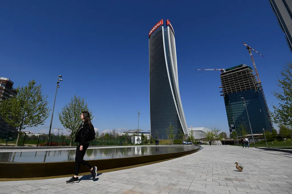 Generali Tower, Hadid Tower, Milánó 