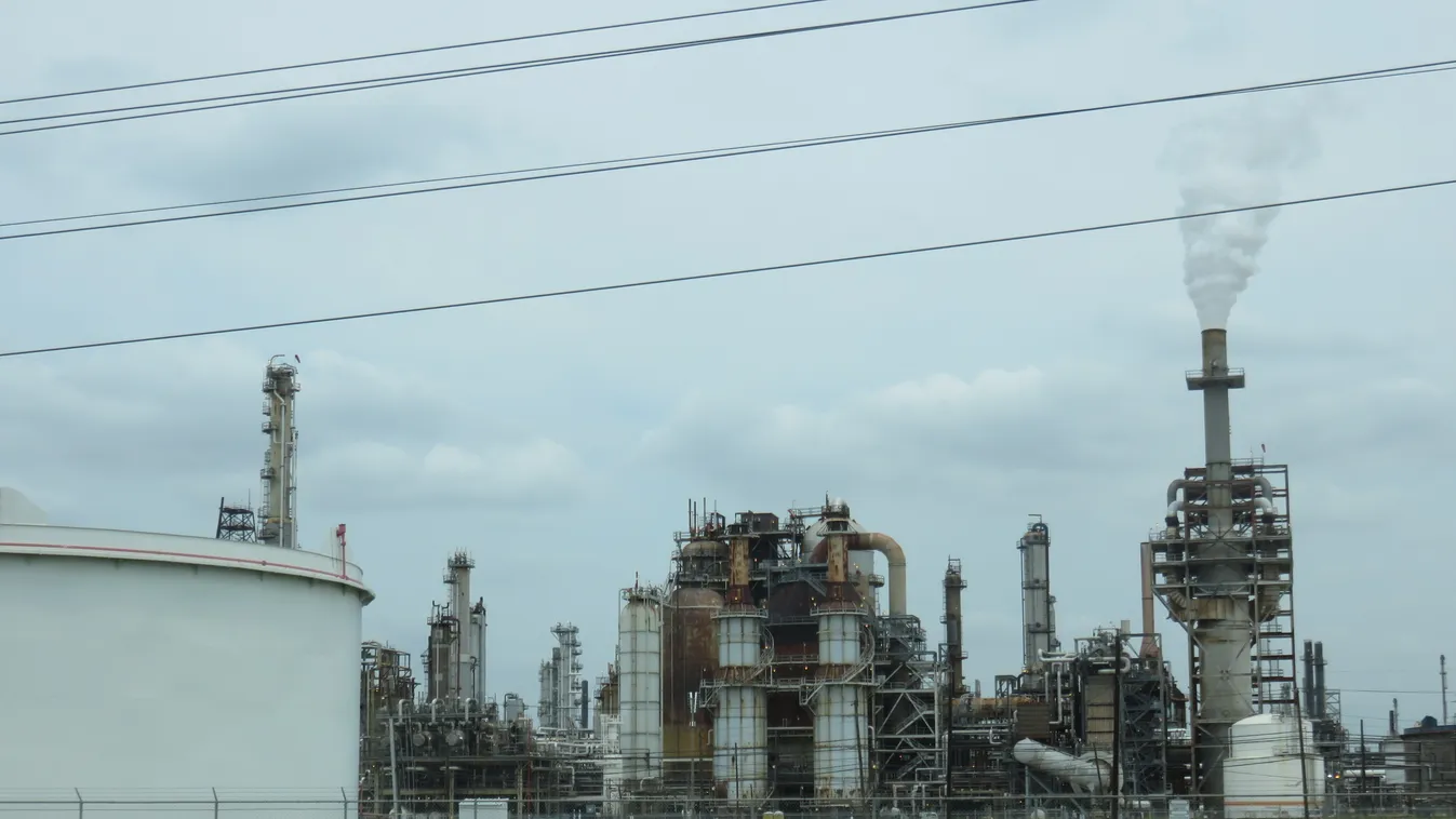 LyondellBasell, texas 