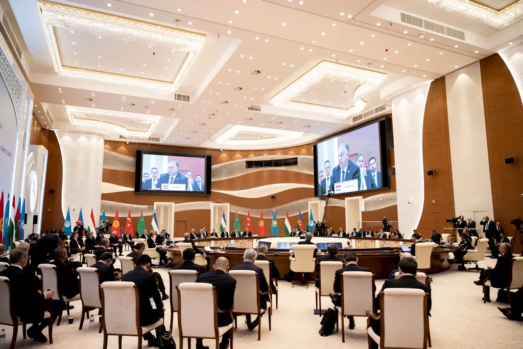ORBÁN Viktor, Türk Államok Szervezetének csúcstalálkozója, Üzbegisztán, 2022.11.11. 