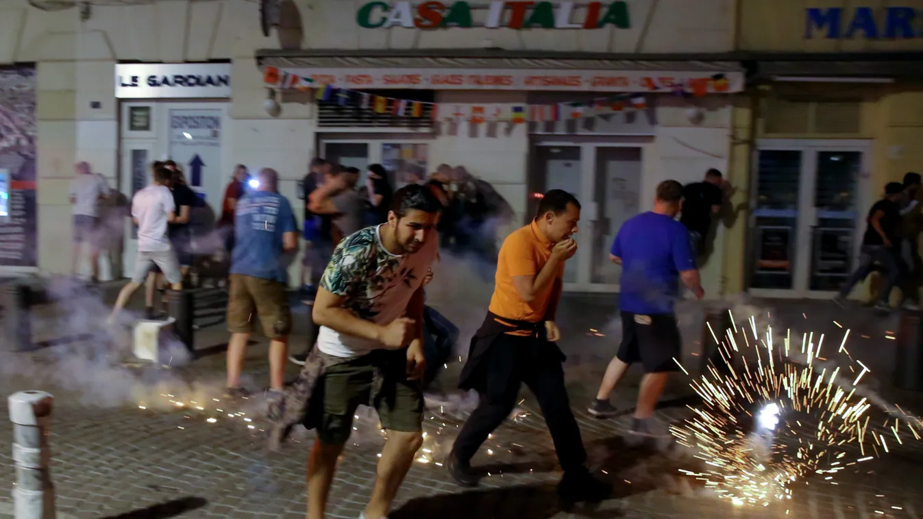 Night unrest in Marseilles smoke street crowd fan gas HORIZONTAL tear-gas 