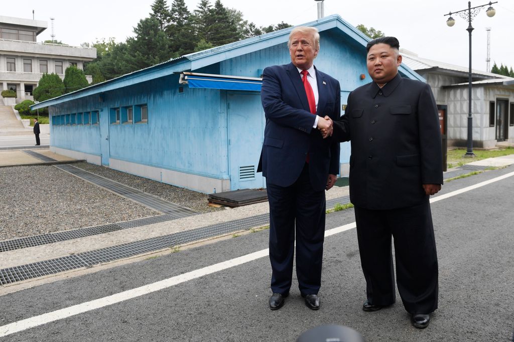 Trump és Kim Dzsong Un találkozója 