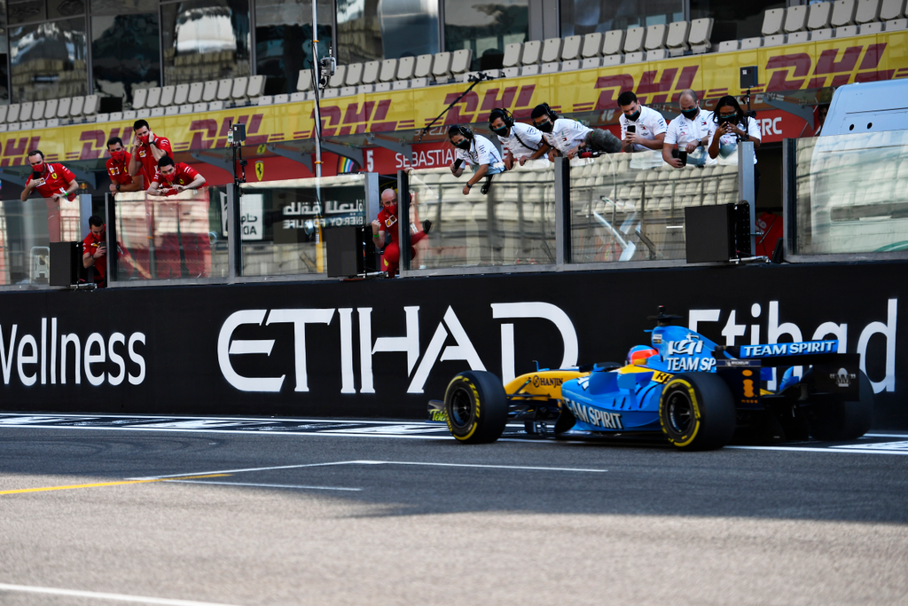 Forma-1, Abu-dzabi Nagydíj, Fernando Alonso, Renault R25 