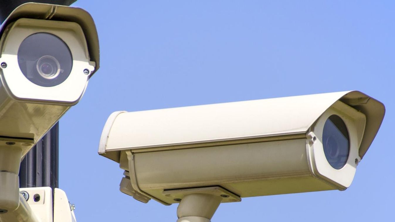 biztonsági kamera security camera surveillance 