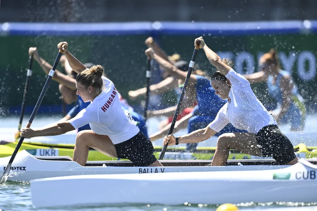 Tokió 2020, 2020-as tokiói olimpiai játékok, olimpia, nyár, nyári olimpiai játékok, XXXII. nyári olimpiai játékok, 2021.08.06., kenu, DEVECSERINÉ TAKÁCS Kincső, BALLA Virág 