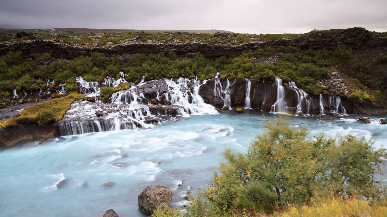 Izlandi cikk, Hraunfoss Izlandon