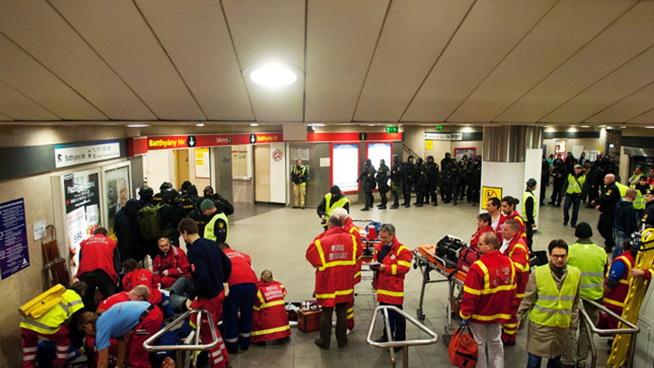 Túszmentési gyakorlat a Batthyány téri metróállomáson, Terrorelhárítási Központ, 