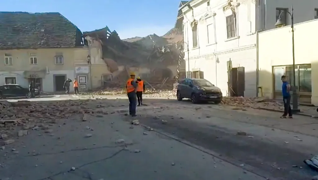 Horvátország, földrengés 2020.12.29.
earthquake Horizontal 