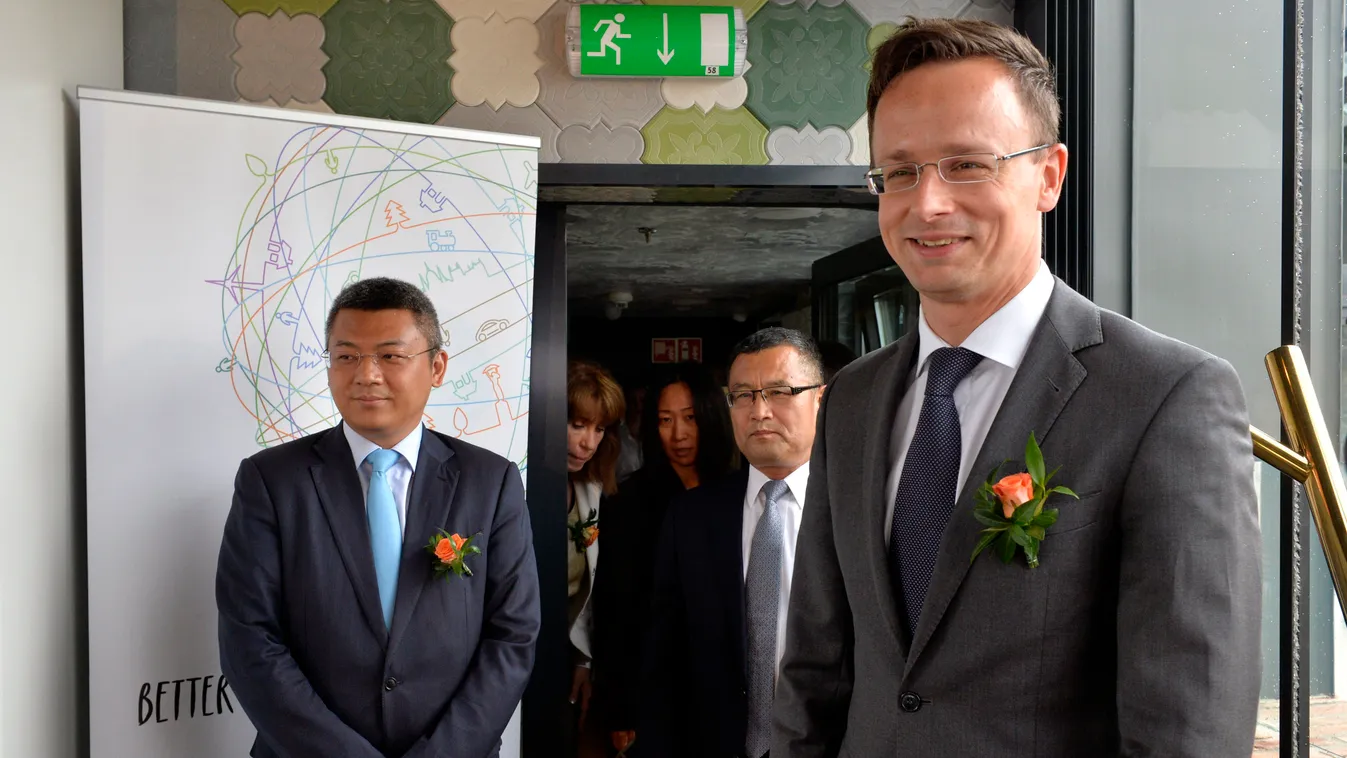 Szijjártó Péter Stratégiai együttműködésre lépett Magyarországon a Huawei és a Wanhua-Borsodchem 