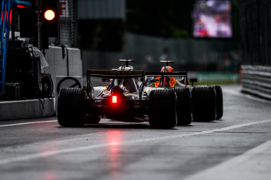 A Forma-1-es Olasz Nagydíj pénteki napja, Daniel Ricciardo, Nico Hülkenberg 