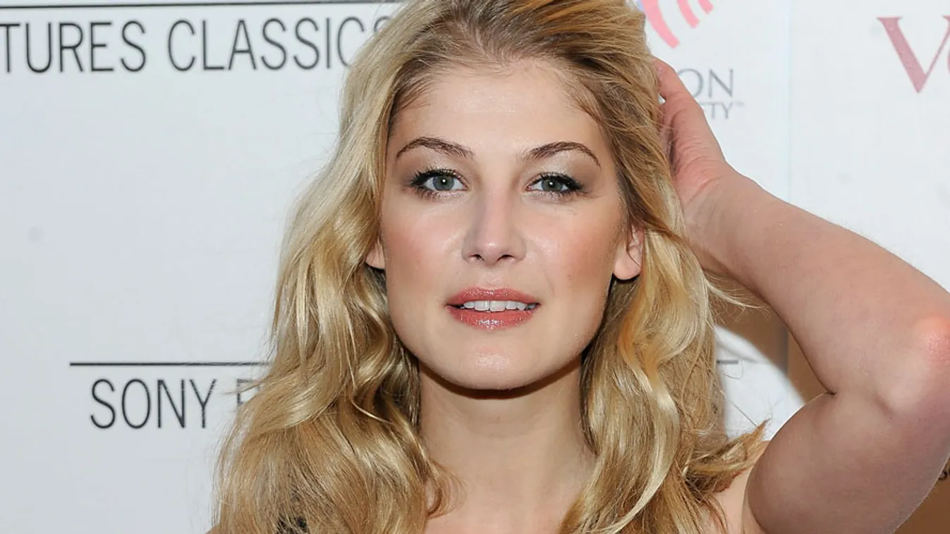 Rosamund Pike 