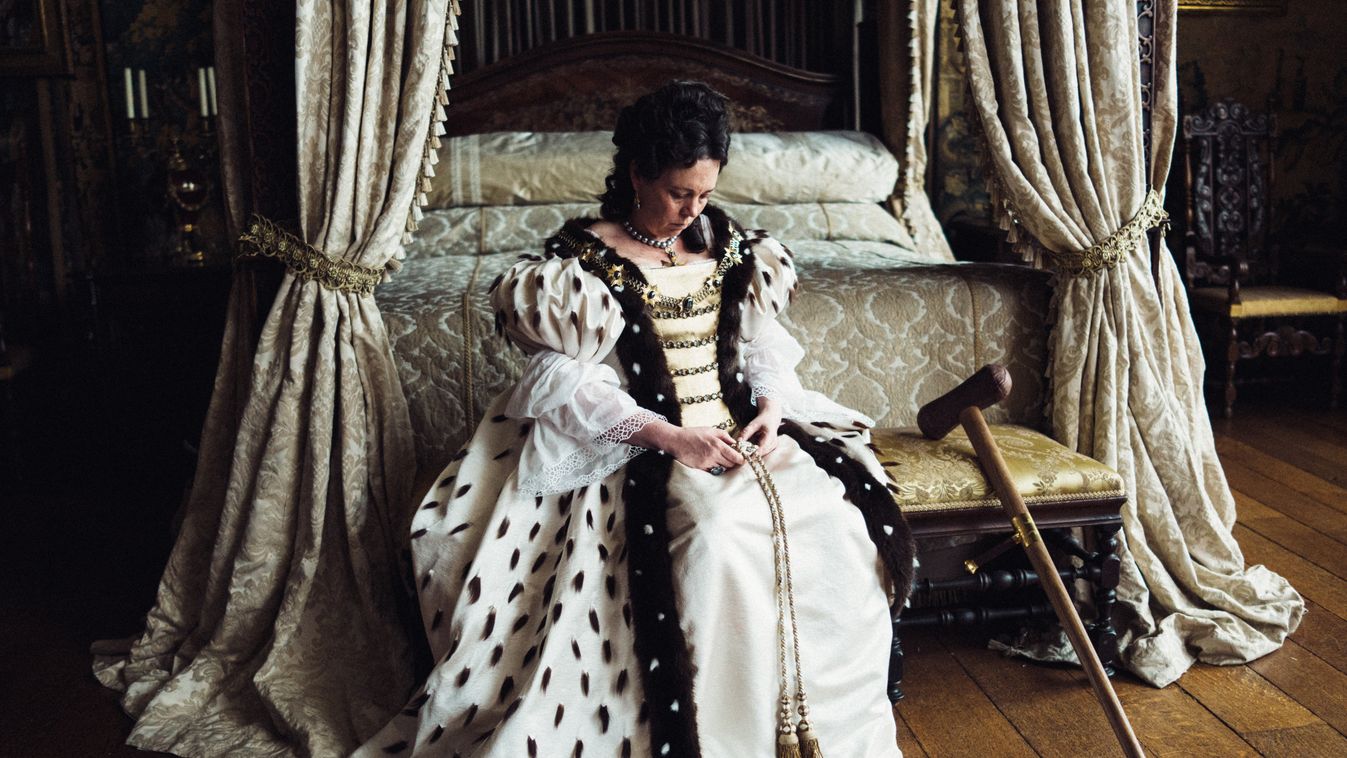 Olivia Colman in the film THE FAVOURITE. Photo by Yorgos Lanthimos. © 2018 Twentieth Century Fox Film Corporation All Rights Reserved 