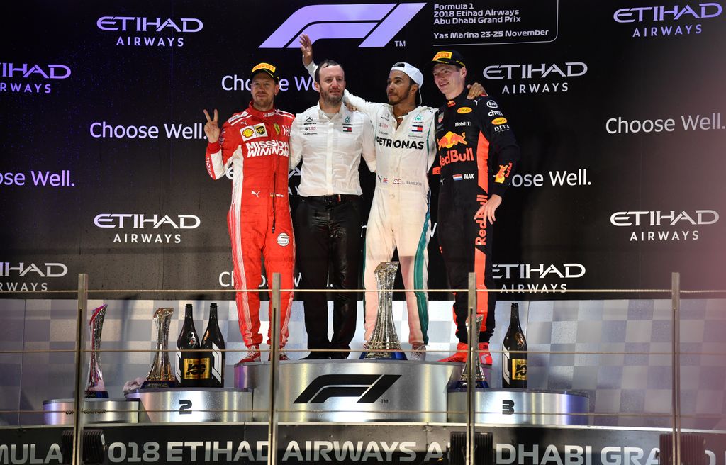 Forma-1, Abu-dzabi Nagydíj, dobogó, Sebastian Vettel, Lewis Hamilton, Max Verstappen 