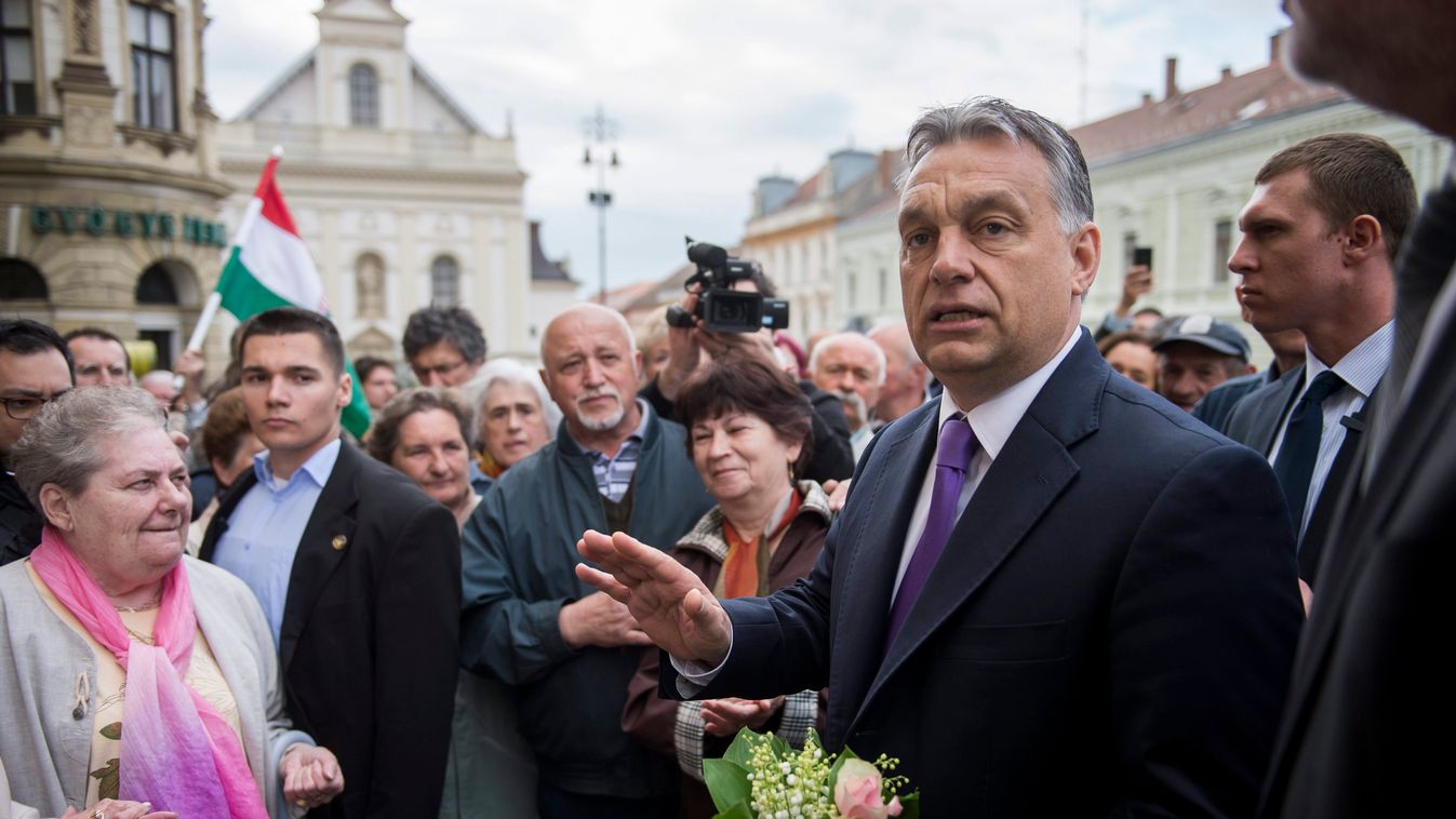 Orbán Viktor; Páva Zsolt Pécs, 