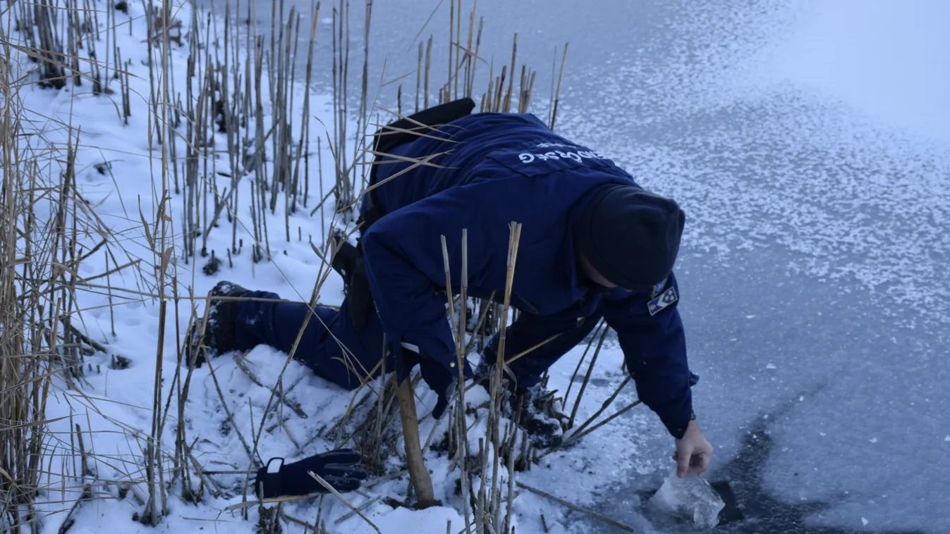 KOCKÁZATMENTESEN, VIDÁMAN A JÉGEN 