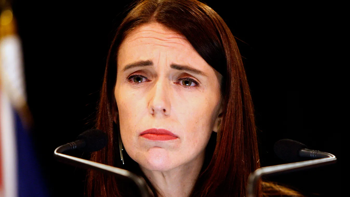 ARDERN, Jacinda Wellington, 2019. március 25.
Jacinda Ardern új-zélandi miniszterelnök sajtótájékoztatót tart Wellingtonban 2019. március 25-én, ahol bejelentette, hogy a legmagasabb szintű kormányvizsgálatot rendelte el a christchurchi terrortámadás körü