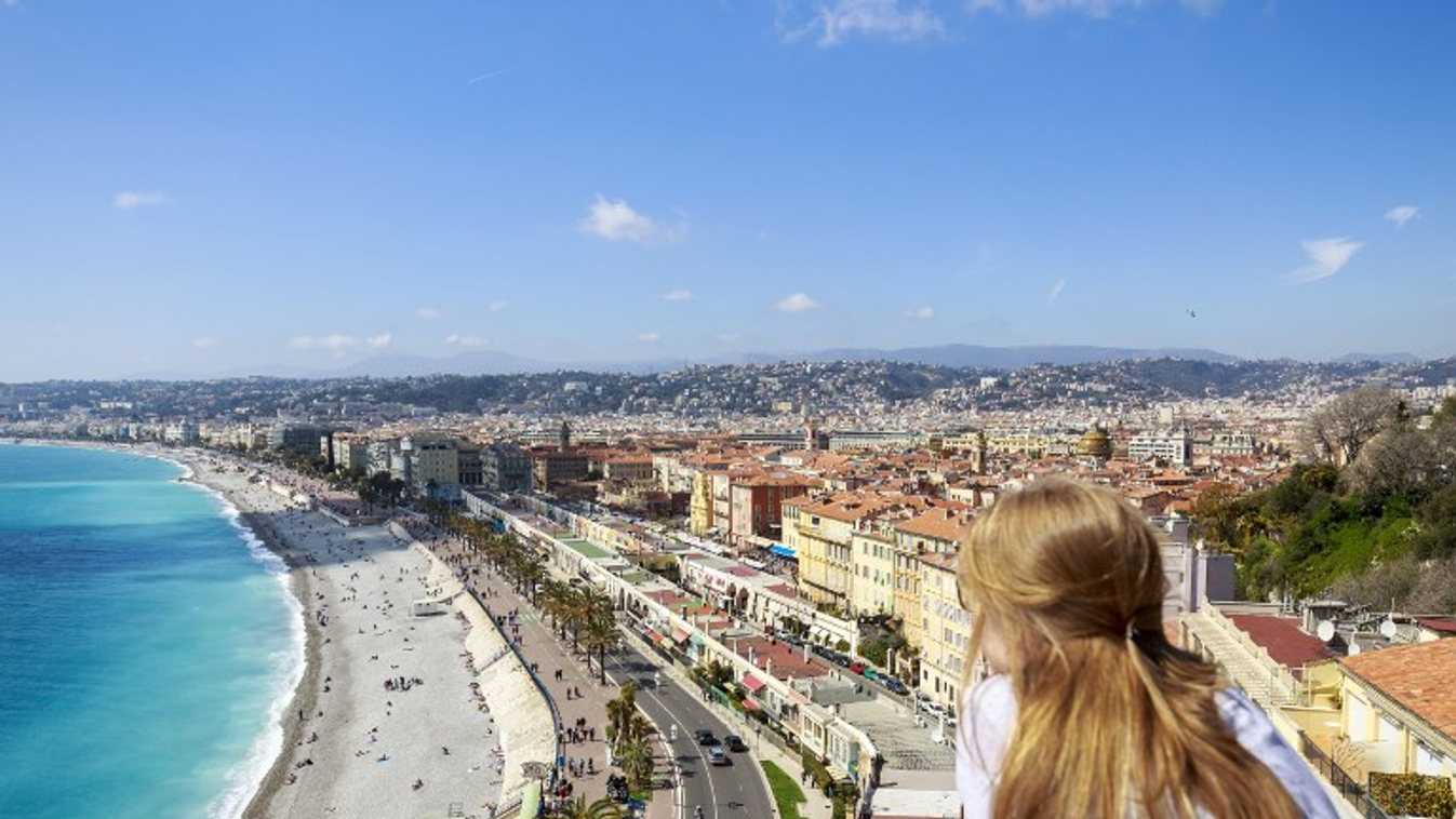 ADULT Age Alpes Maritimes Apartment building ARCHITECTURE BEACH blue sky BUILDING CITY Coast Composition Day DWELLING EUROPE FACADE feminine France French Riviera GENERAL VIEW High Angle View Incidental People LANDSCAPE looking at looking at view Mediterr