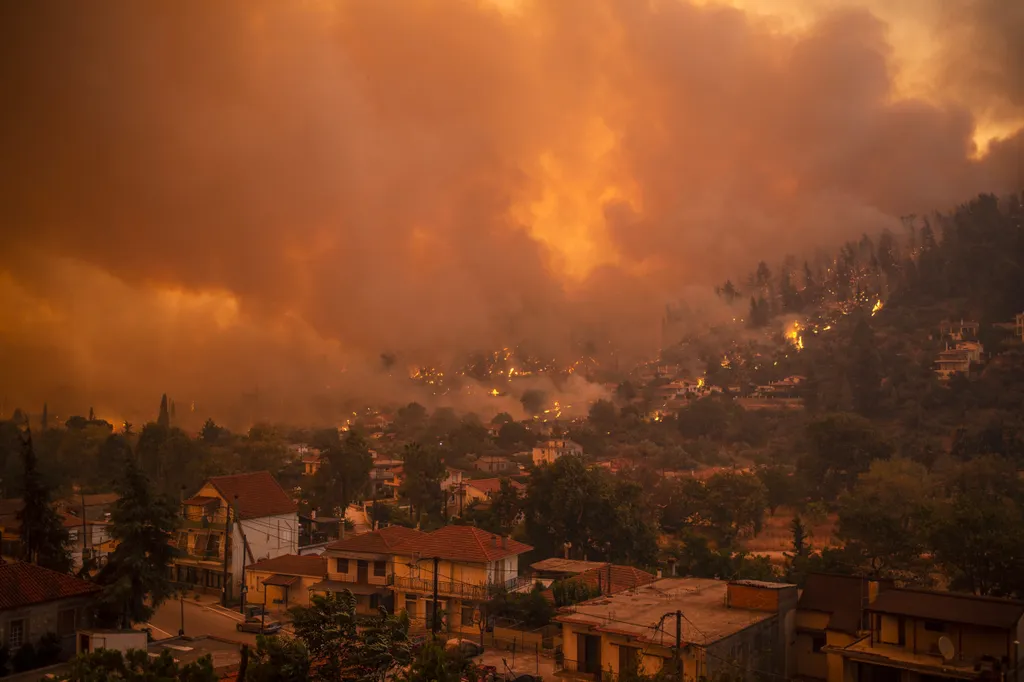 Lángokba veszett csodahelyek, Evia Görögország, Gouves 