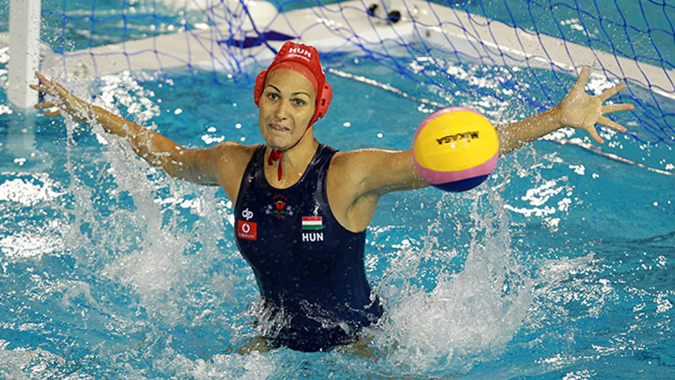 Kasó Orsolya kapus a barcelonai vizes világbajnokság női vízilabdatornájának elődöntőjében vívott Magyarország - Spanyolország találkozón 2013. július 31-én 