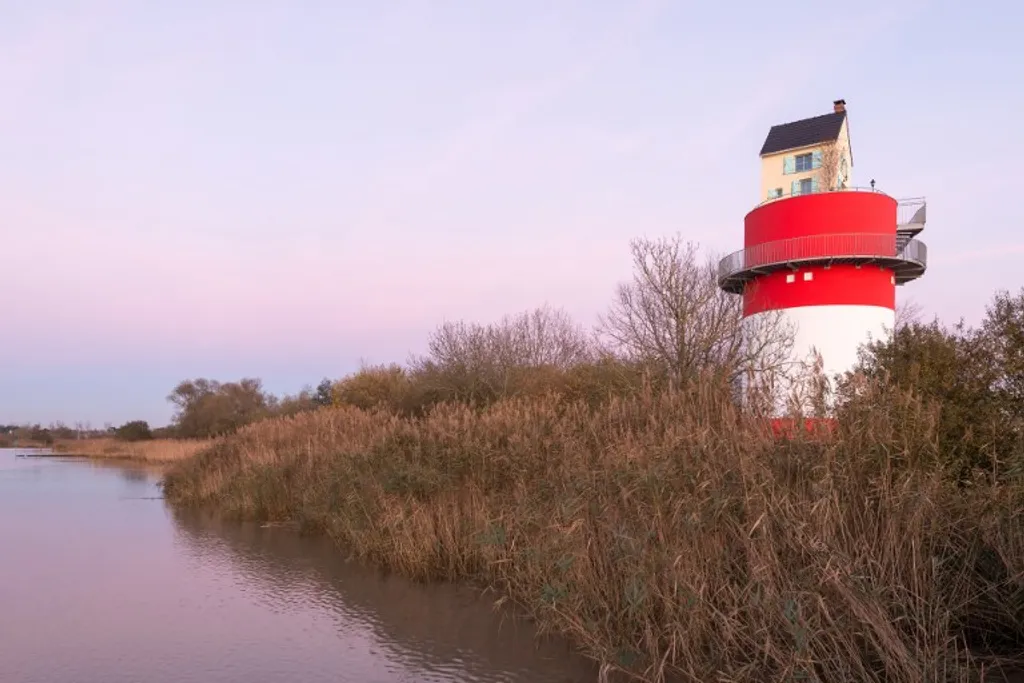 ARCHITECTURE AUTUMN Bouee BUILDING contemporary CONTEMPORARY ART Day DWELLING ESTUARY EUROPE France GRASS HISTORY HORIZONTAL HOUSE LIGHTHOUSE LOIRE Loire Atlantique modern No People Outdoors Pays de la Loire river riverbank Twilight Unusual villa WATER We