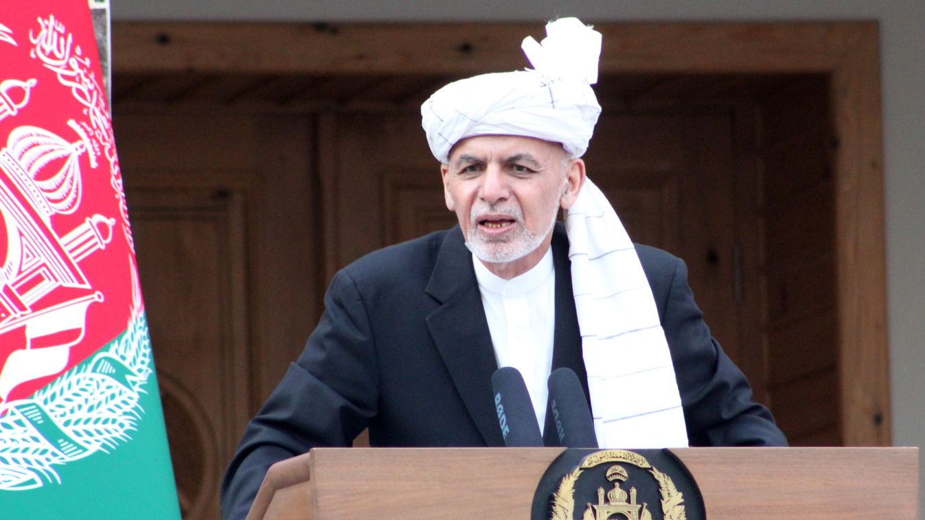 2020,Afghanistan,election,KABUL,march,President Ashraf Ghani KABUL, AFGHANISTAN - MARCH 09: Afghani President Ashraf Ghani speaks during the swearing-in ceremony at the presidential palace in Kabul, Afghanistan, on March 09, 2020. Ghani was announced on 1