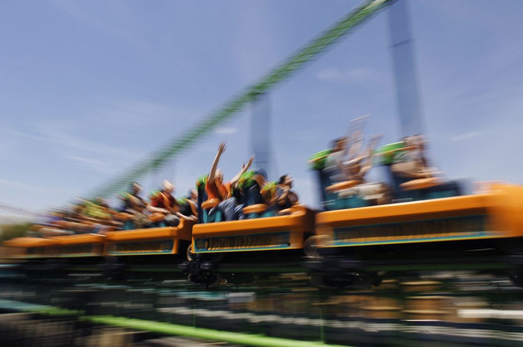 Kingda Ka, 139 méter magas, hullámvasút, Six Flags Great Adventure vidámparkban, Jackson, világ legmagasabb hullámvasútja, New Jersey 