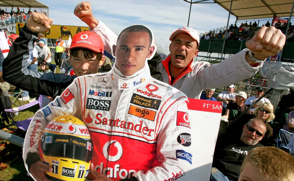 Forma-1, Brit Nagydíj, Silverstone, drukkerek, Lewis Hamilton, 2007 