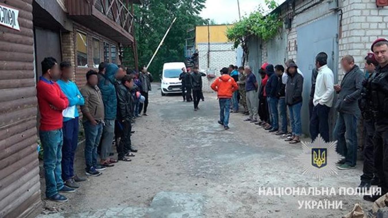 Kijevben elfogott migránsok 