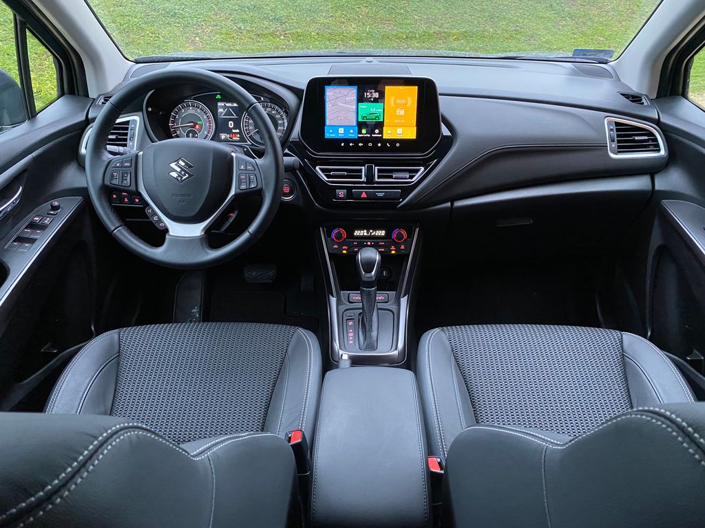 Suzuki S-Cross Full Hybrid teszt (2022) 