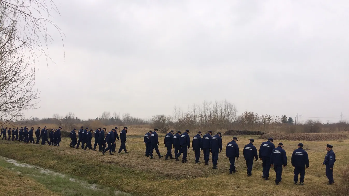 rendőrök, láncalakzat, Szeged, Szeged-Kiskundorozsma 