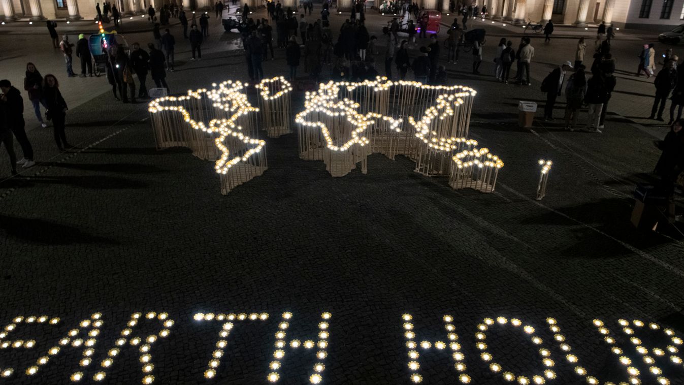 Earth Hour 2019 - Berlin Environmental Issues CLIMATE ENVIRONMENT SCIENCE ARCHITECTURE LIGHT Sight 