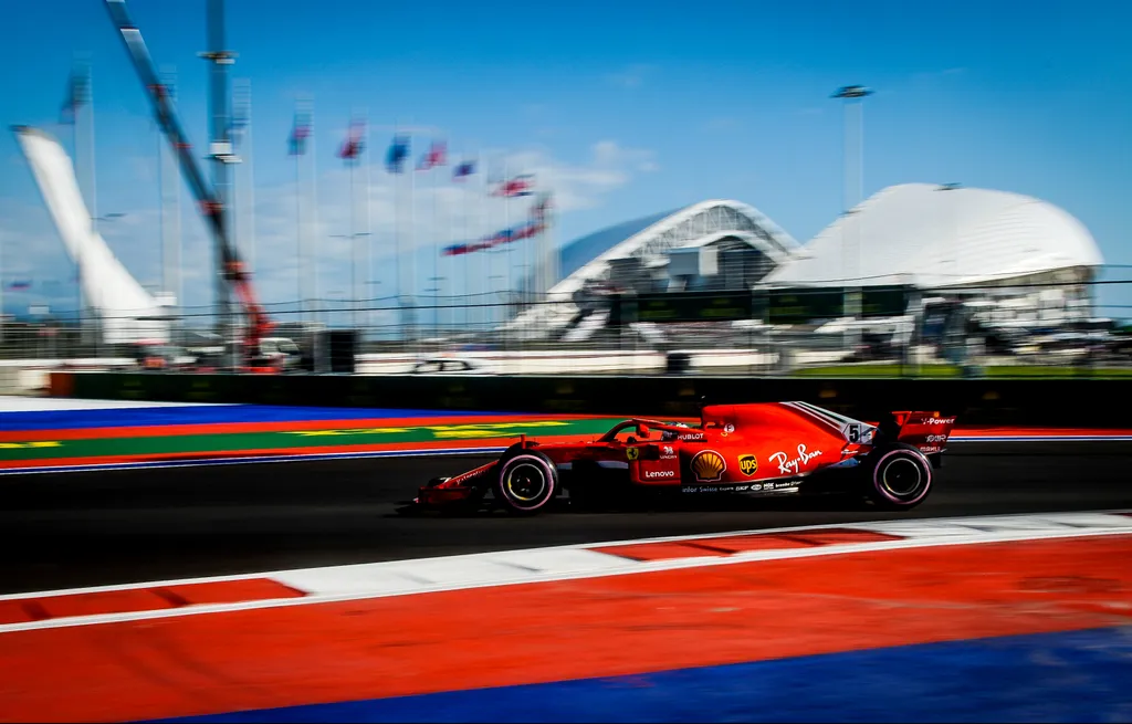 A Forma-1-es Orosz Nagydíj szombati napja, Sebastian Vettel, Scuderia Ferrari 