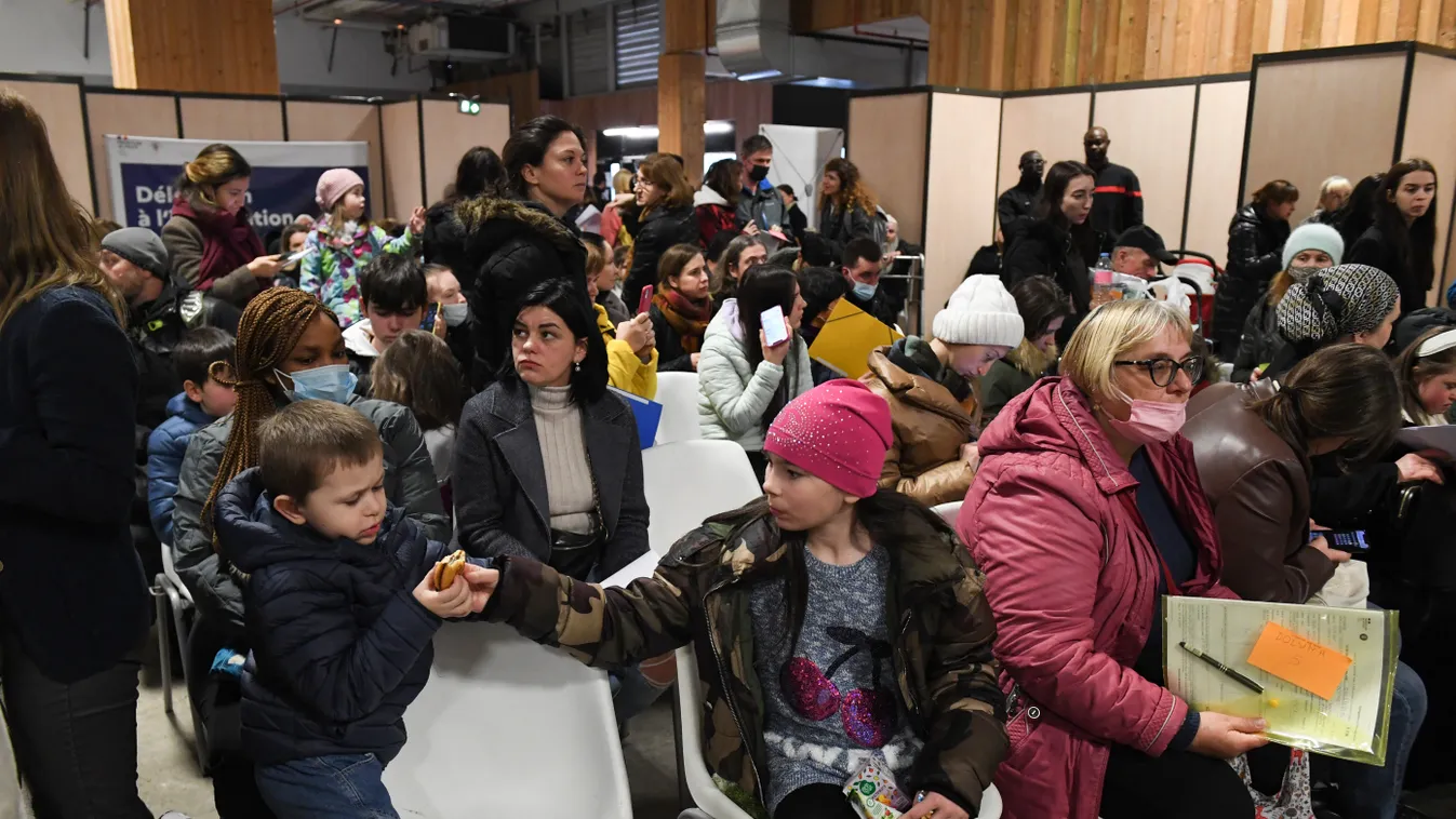 Ukrán, ukrajnai, menekült, Franciaország, menekültek 