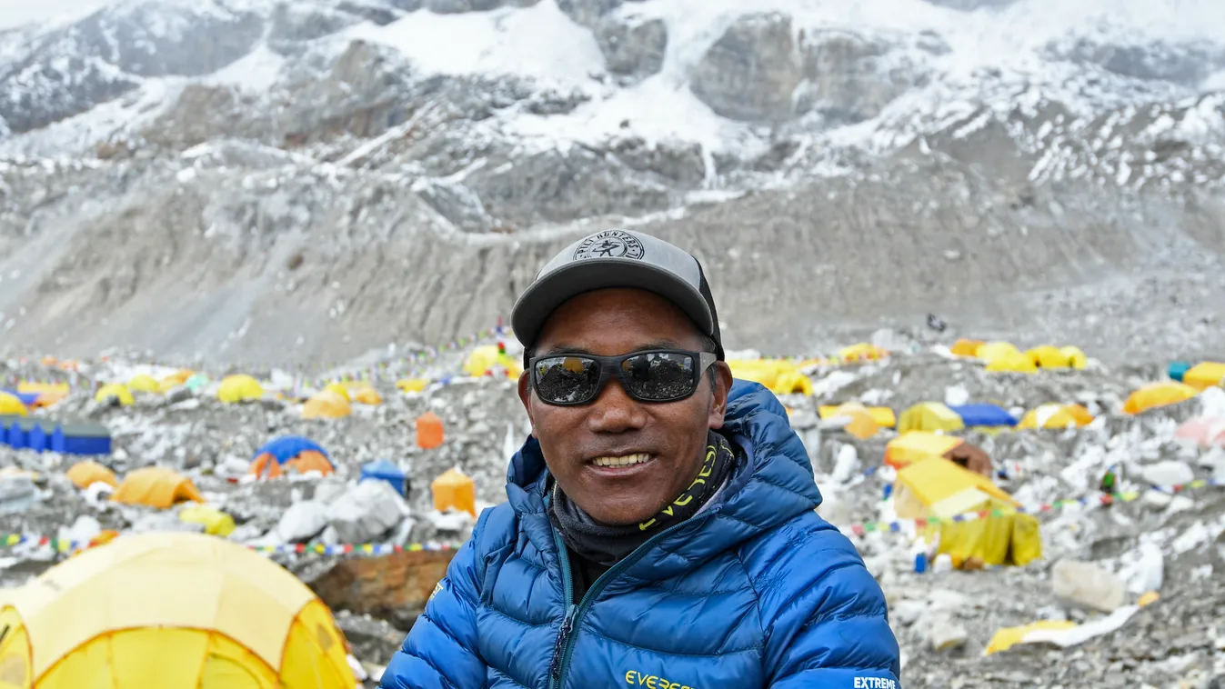 mountaineering record Horizontal HEADSHOT MOUNTAIN CLIMBING BIVOUAC, Kami Rita, serpa 