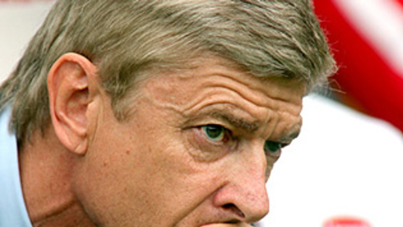 Arsene Wenger az Arsenal vezetőedzője