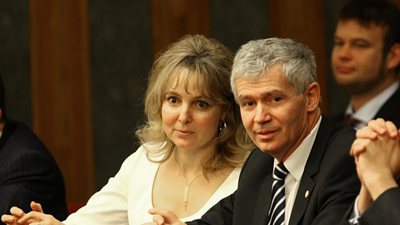 dr. Polt Péter és felesége, dr. Polt-Palásthy Marianna a Parlamentben