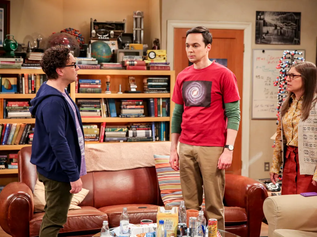 "The Change Constant" - Pictured: Leonard Hofstadter (Johnny Galecki), Sheldon Cooper (Jim Parsons) and Amy Farrah Fowler (Mayim Bialik). Sheldon and Amy await big news, on the series finale of THE BIG BANG THEORY, Thursday, May 16 (8:00-8:30PM, ET/PT) on