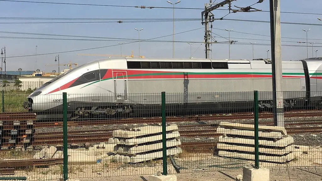RGV_2N2_ONCF szuper expressz
RGV 2N2 Euroduplex de l'ONCF
2017
Not running yet... #morocco TGV. Will connect Tanger with Rabat and Casablanca at 320km/h once the new line is complete 