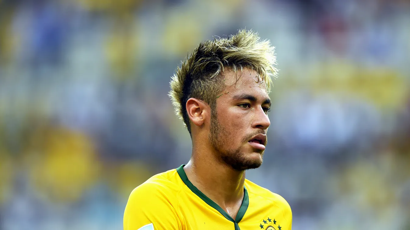 TOP 15 legszexisebb pasi a focivébén, Neymar Jr 