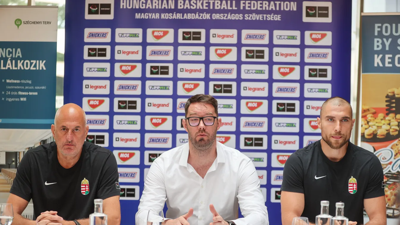 magyar férfi kosárlabda válogatott, augusztus 13. és 20., lengyelországi olimpiai selejtező torna, 2023. július 26. kecskeméti Sheraton Hotelben sajtótájékoztató 