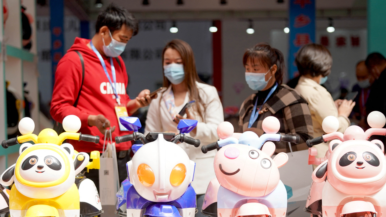 Kína háromgyermekes politikája növeli a játék- és pelenkagyártók részvényeit, Kína, üzlet, gyerek 