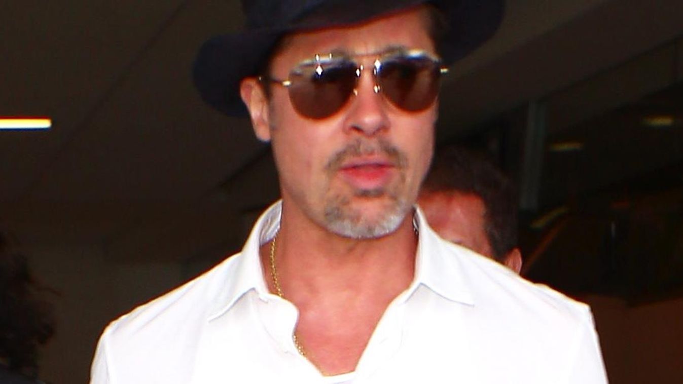 Teljesen felismerhetetlen Brad Pitt: talpig macsónak öltözött, Brad Pitt, fehér, felismerhetetlen 
