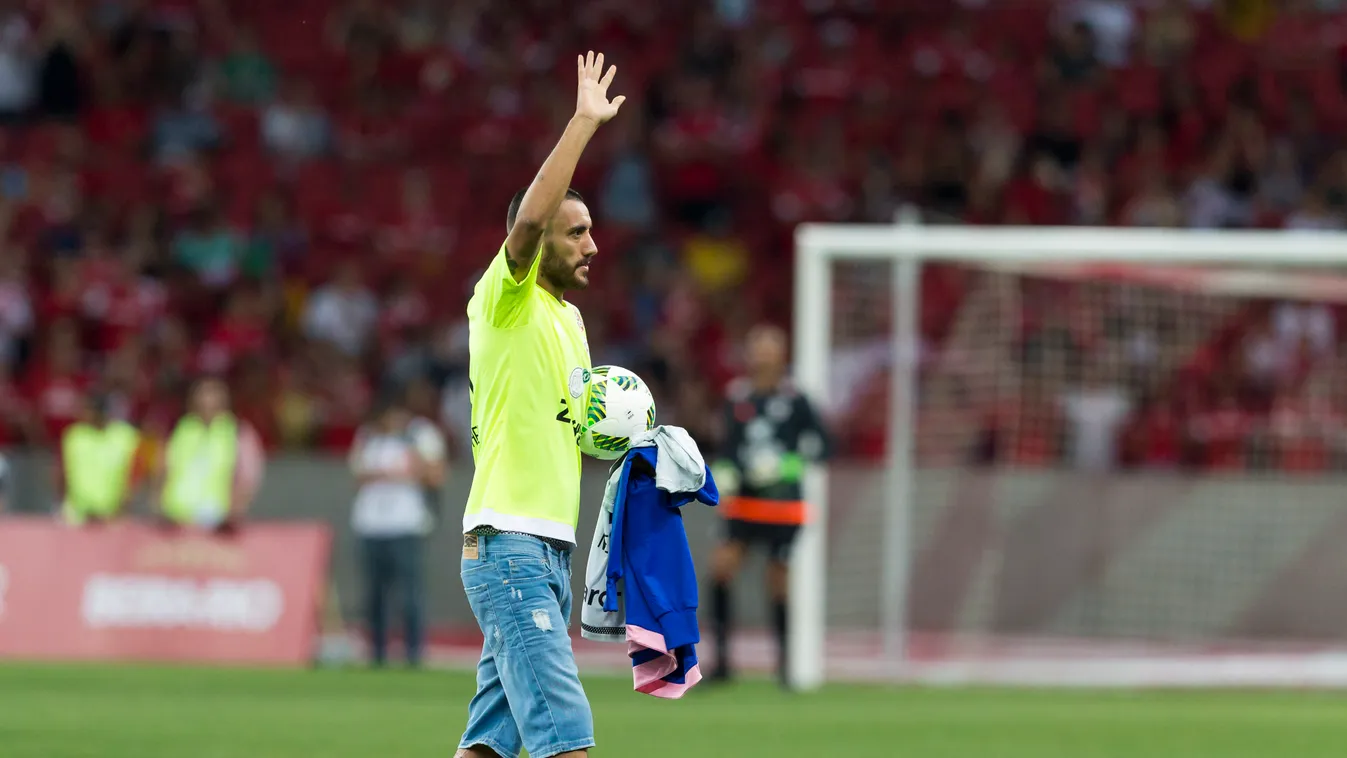 Jogador Alan Ruschel da Chapecoense durante partida beneficente Lance de Craque alan Ruschel 