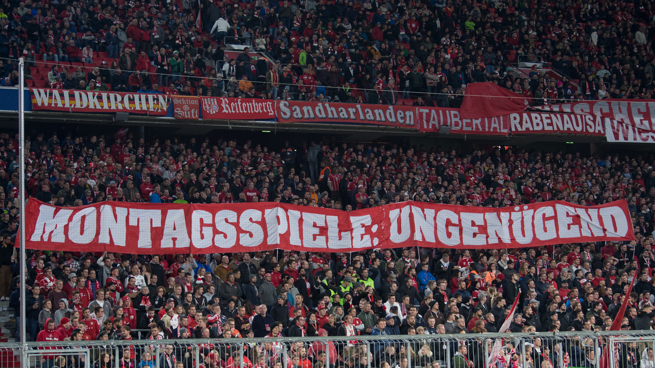 Bayern Munich - FC Augsburg Sports soccer Bundesliga BAY lby Fußball Protest proteste fans 