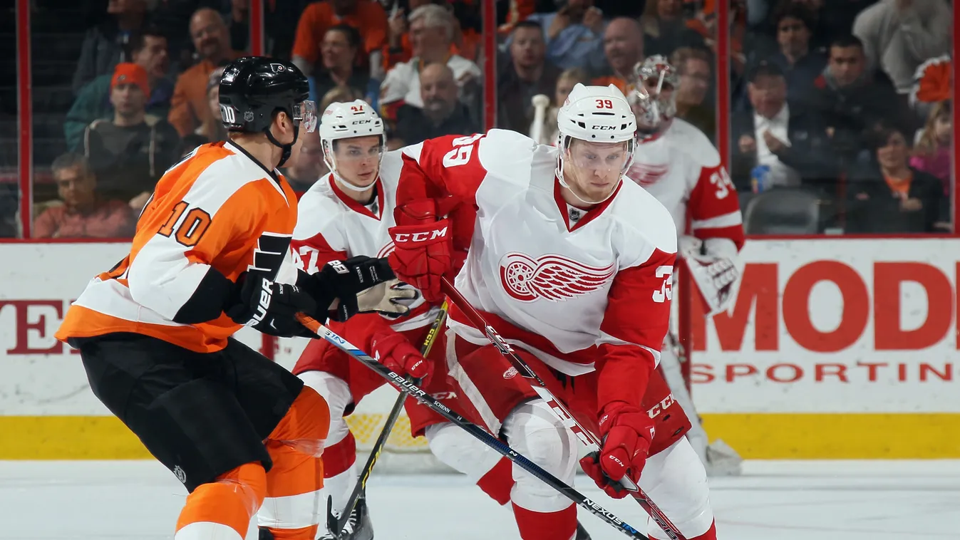 Detroit Red Wings v Philadelphia Flyers GettyImageRank2 2015 Detroit Red Wings Philadelphia Flyers ICE HOCKEY 2010-2019 Ice Hockey Team 