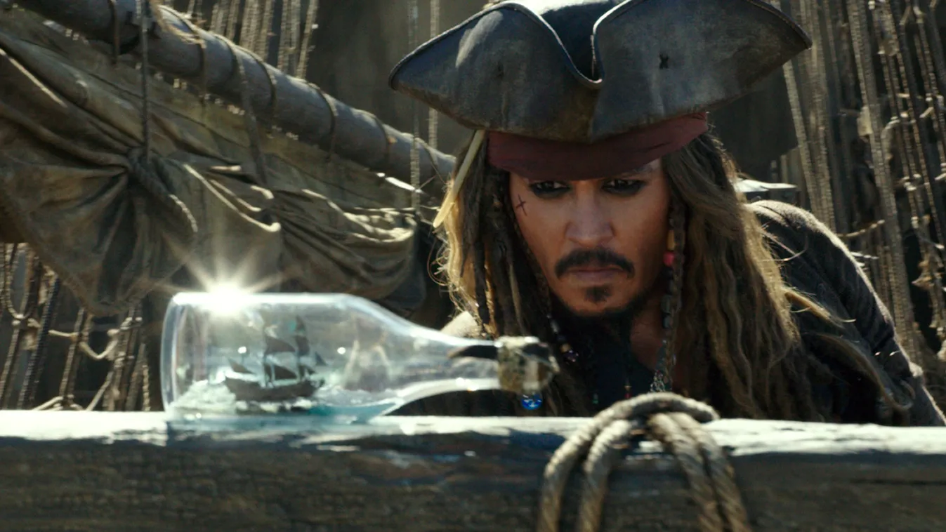 Johnny Depp A Karib-tenger kalózai: Salazar bosszúja
című filmben 